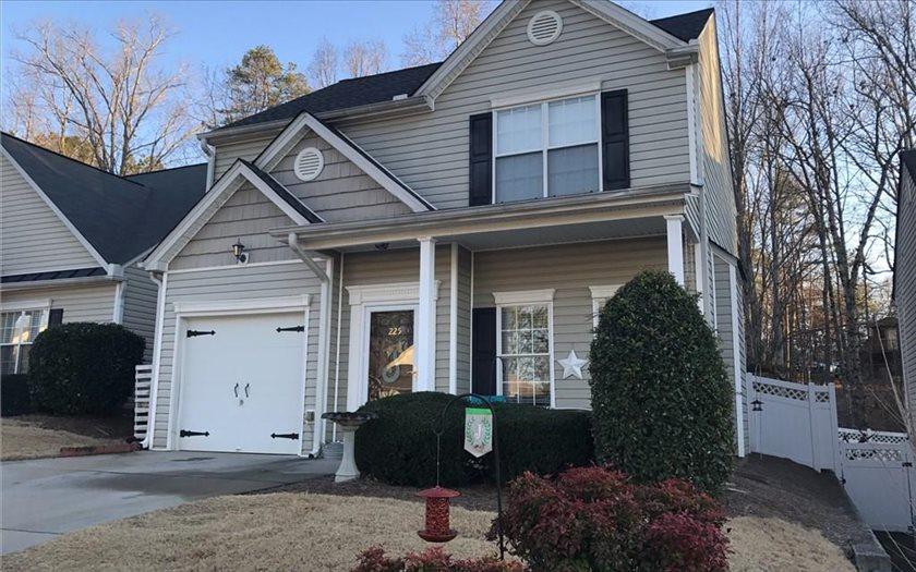 225 Woodland Way - Photo 1