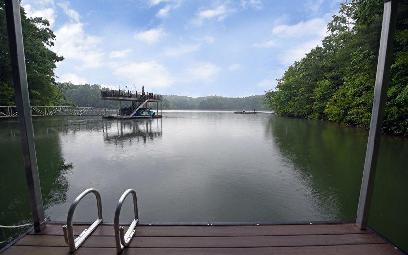 436 Lakepoint Dr - Photo 1