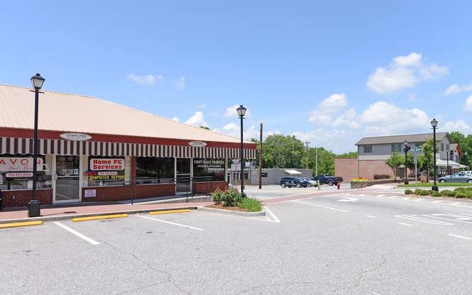 32A Town Sq - Photo 1