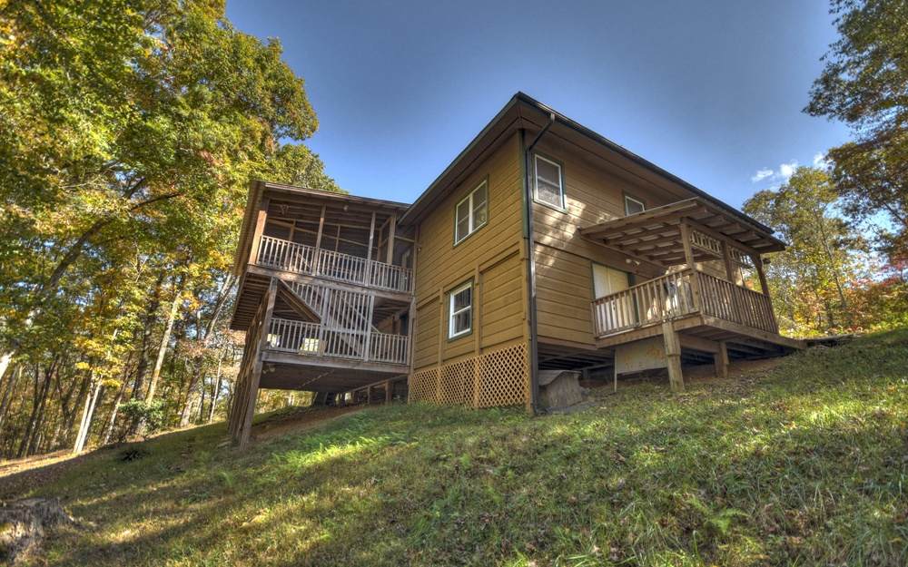 397 Ridgewood - Photo 1