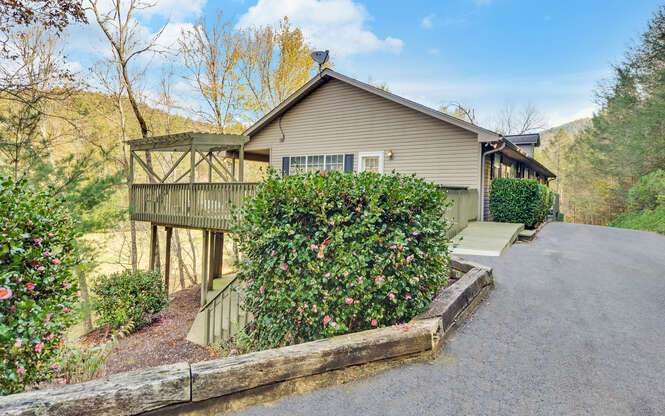32 Owl Creek Rd - Photo 1