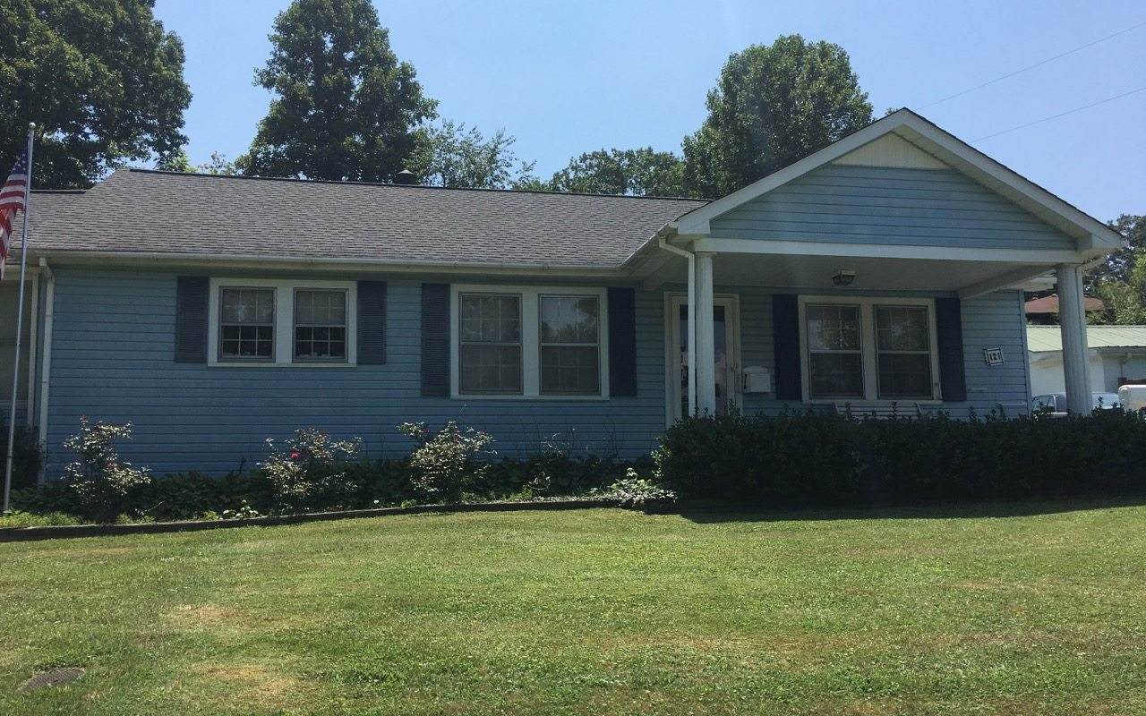 121 Spring Hill Circle - Photo 1