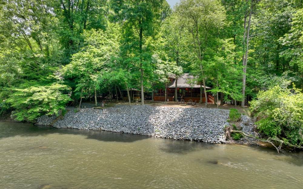 608 Navaho Way - Photo 1