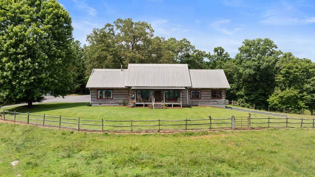 102 Cross Creek Lane - Photo 1