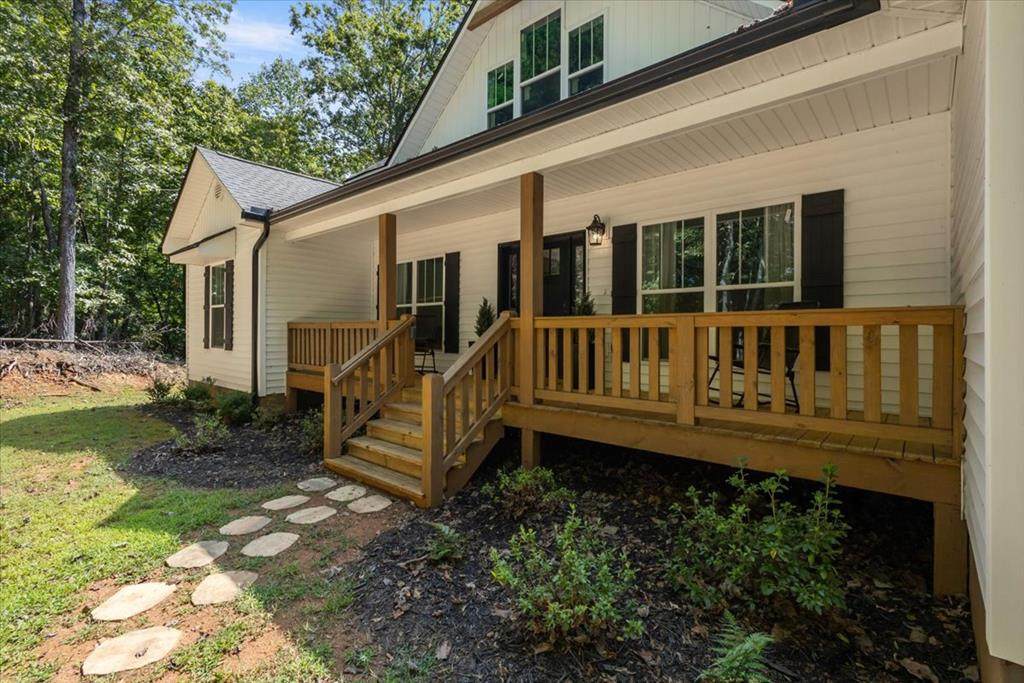 219 Horseshoe Lane - Photo 1