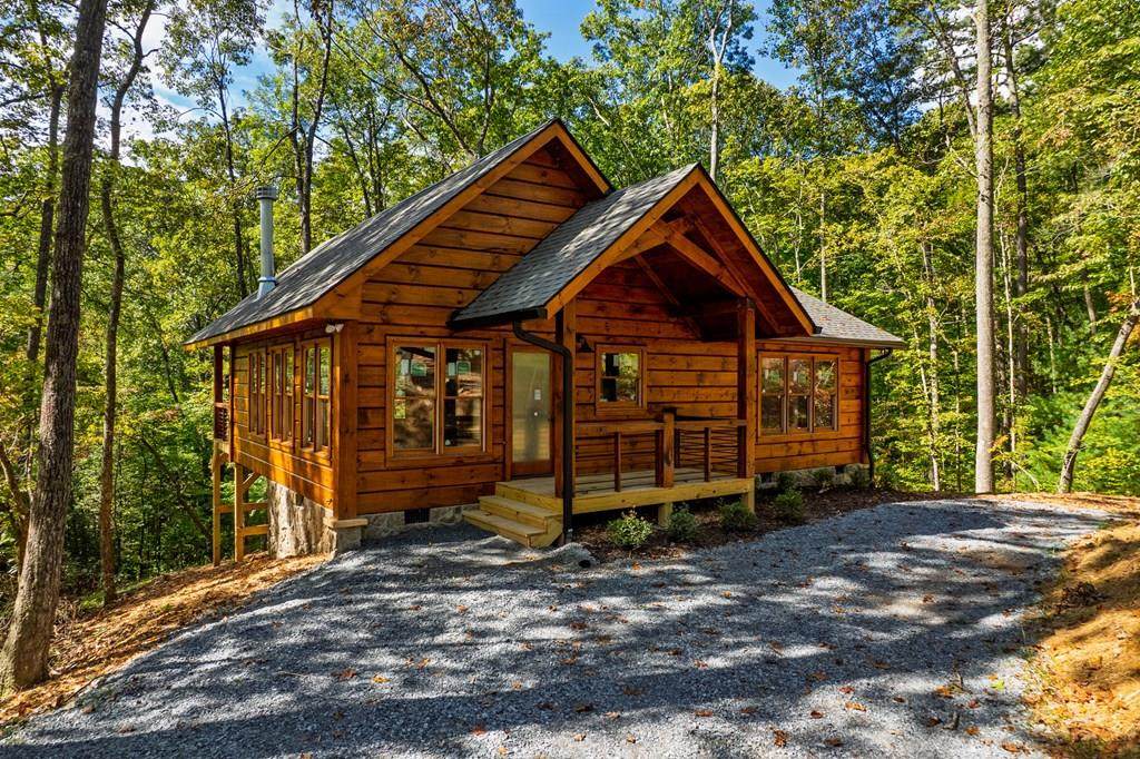 100 Crystal Oliver Lane - Photo 1