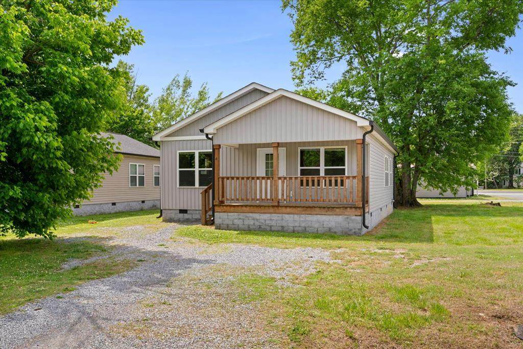 4 5th Avenue - Photo 1