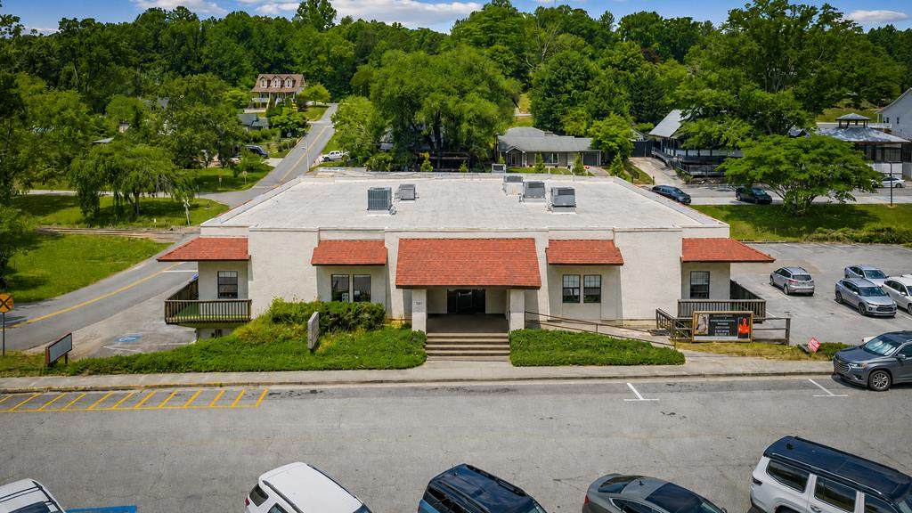 990 East Main St #4 - Photo 1