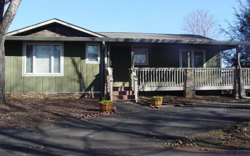 1612 Harris Ridge Road - Photo 1