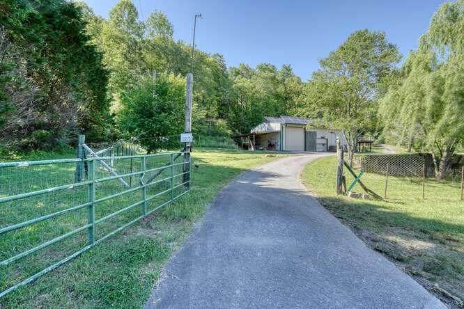 441 Foxfire Road - Photo 1