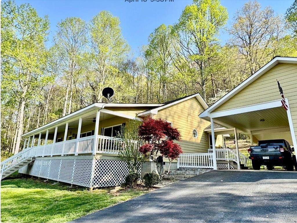1451 Eagle Mountain Road - Photo 1