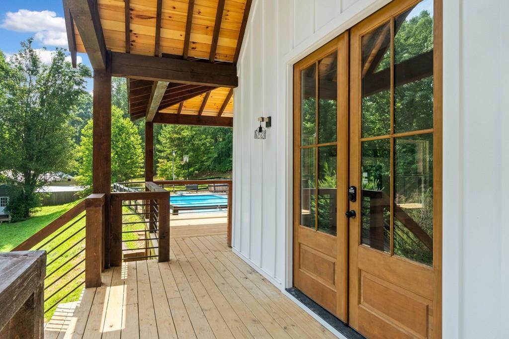 109 Lakeview Court - Photo 1