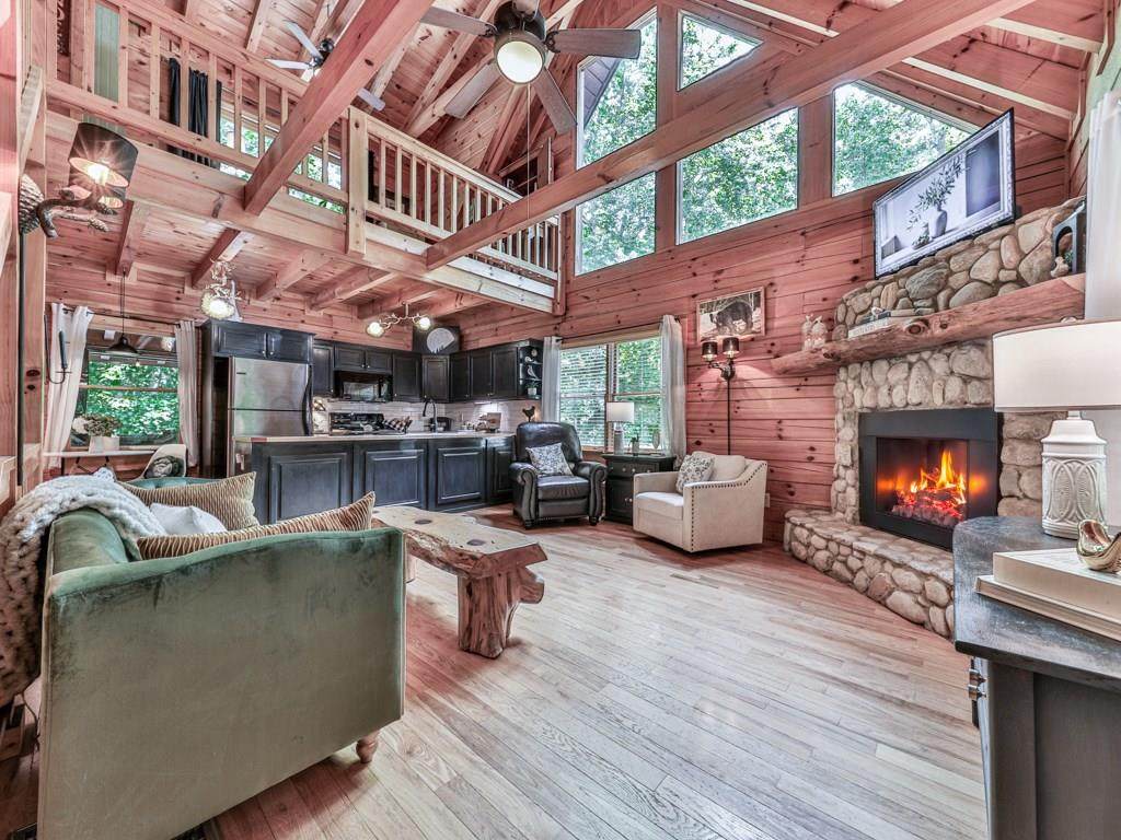 34 Amber Way - Photo 1
