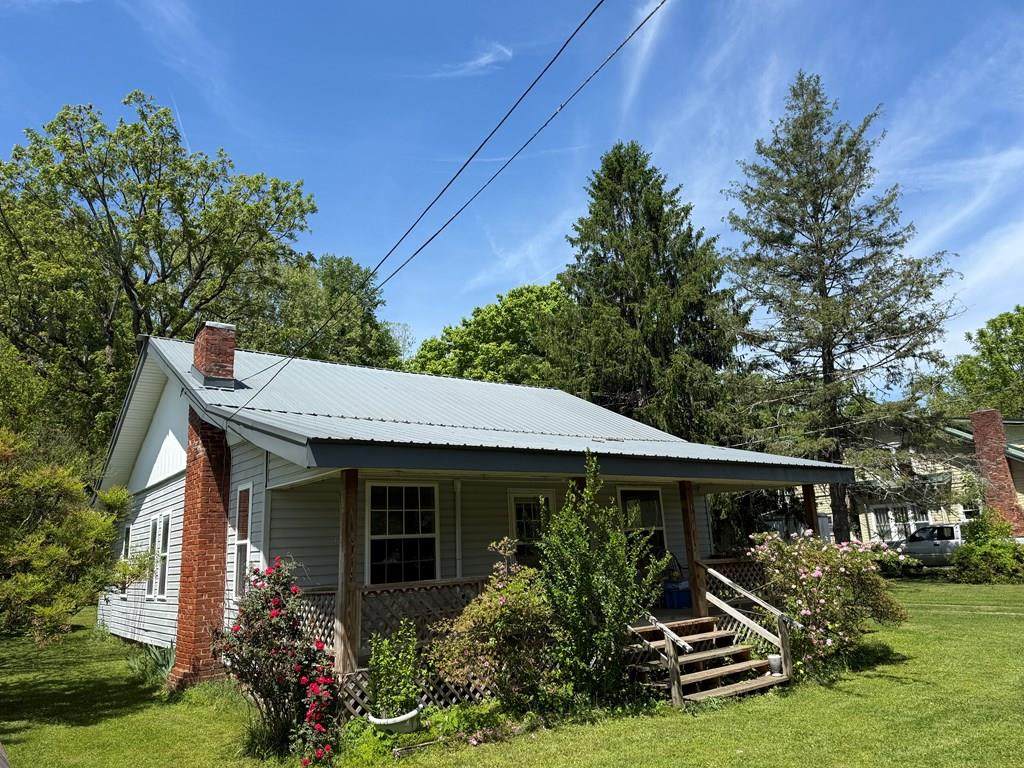 110 Fisher Street - Photo 1