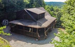 326 Holly Lane - Photo 1