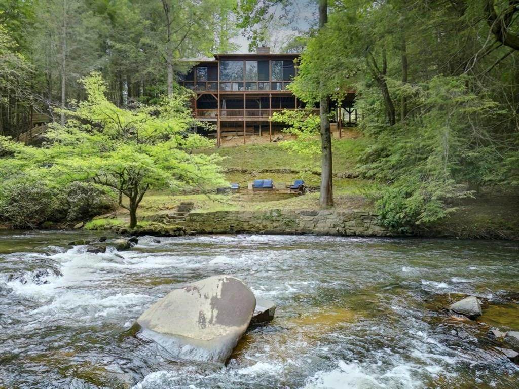 360 Cascade Point - Photo 1
