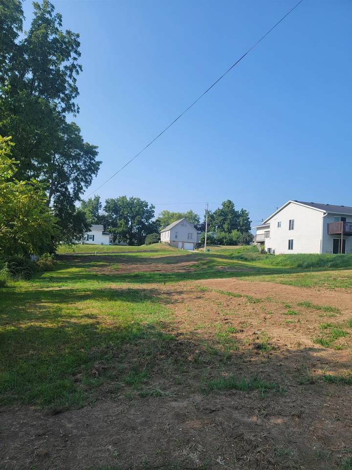 306 Plum Street - Photo 1