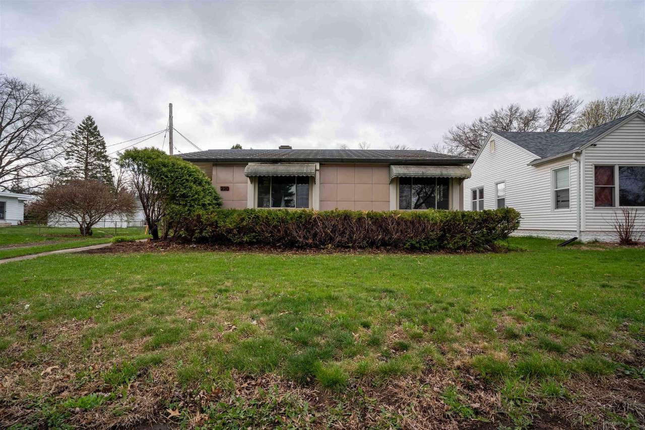 220 Forest Avenue - Photo 1