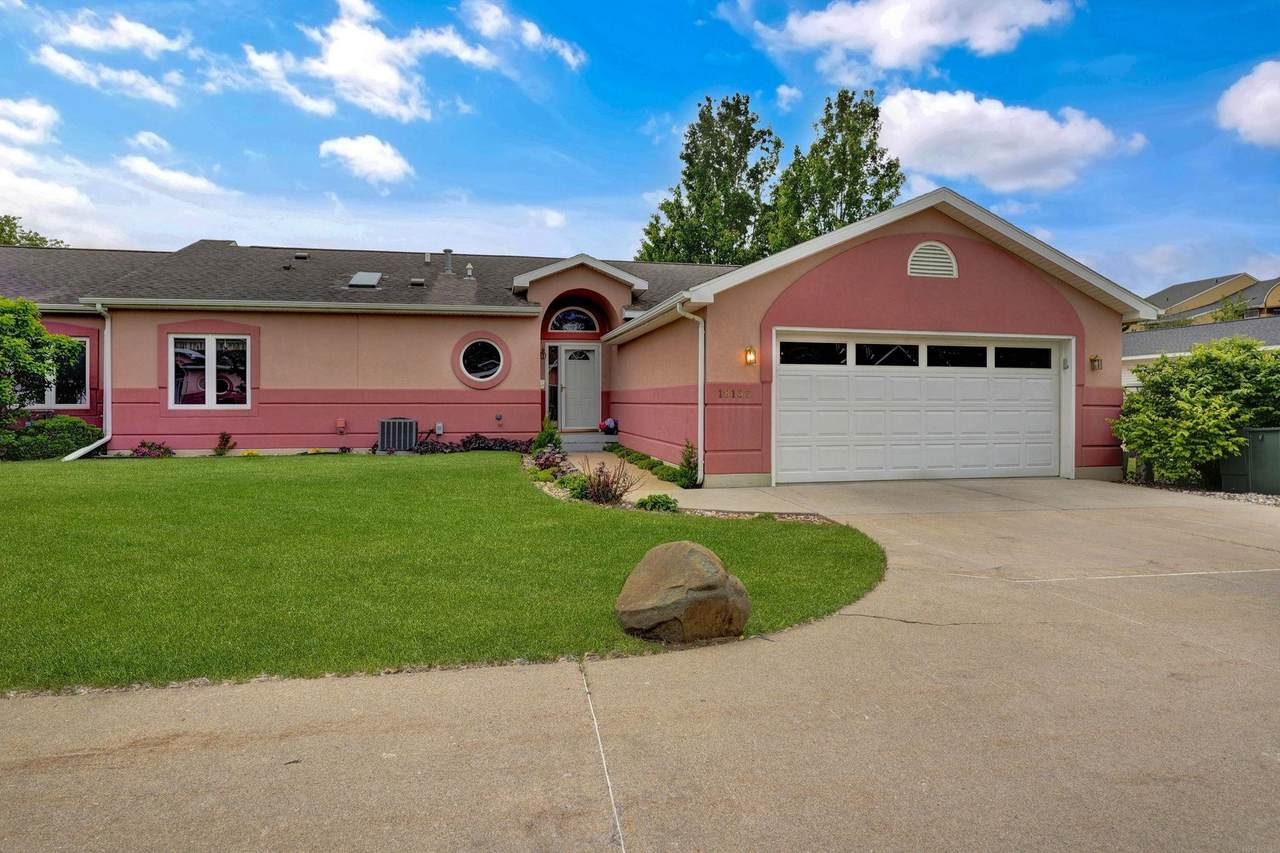 1813 18th Street - Photo 1