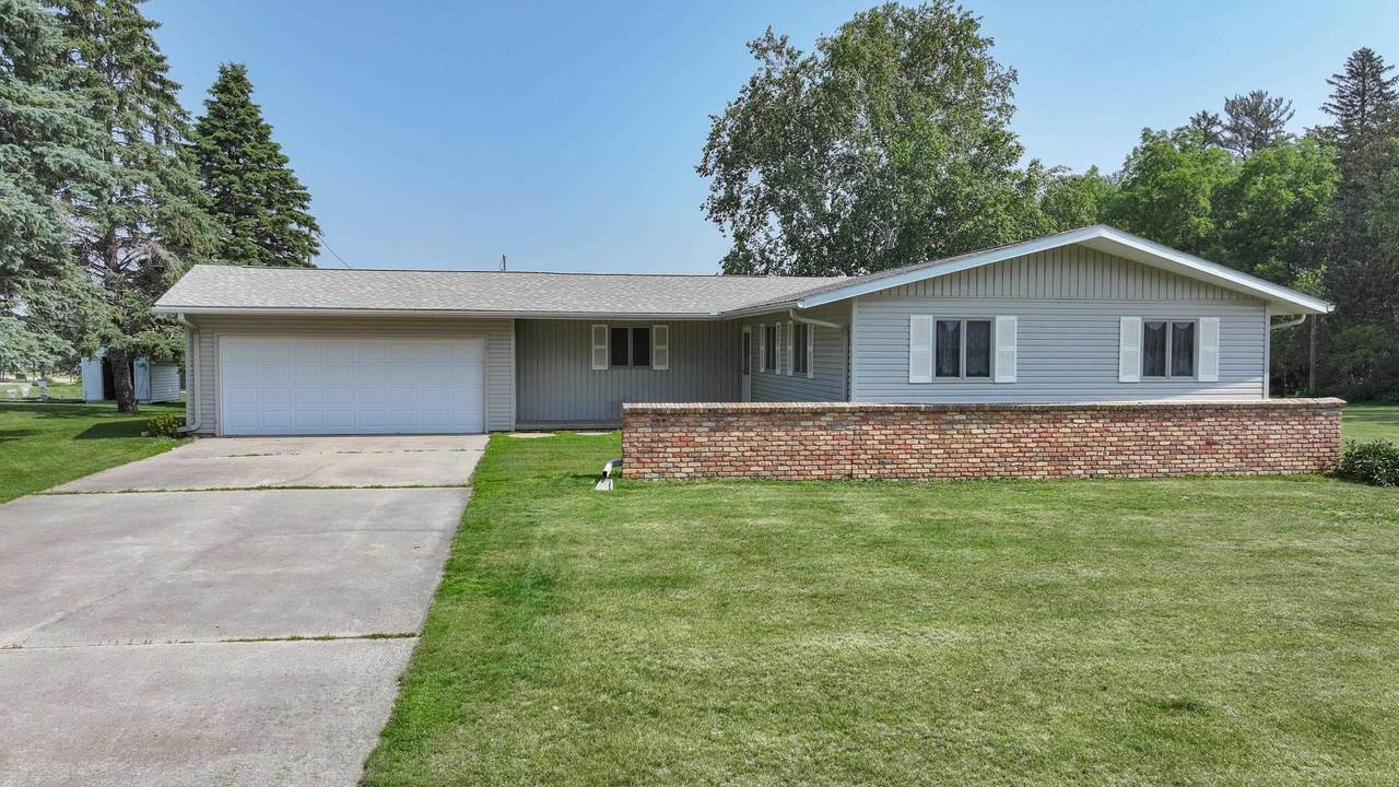 101 Hilltop Drive - Photo 1