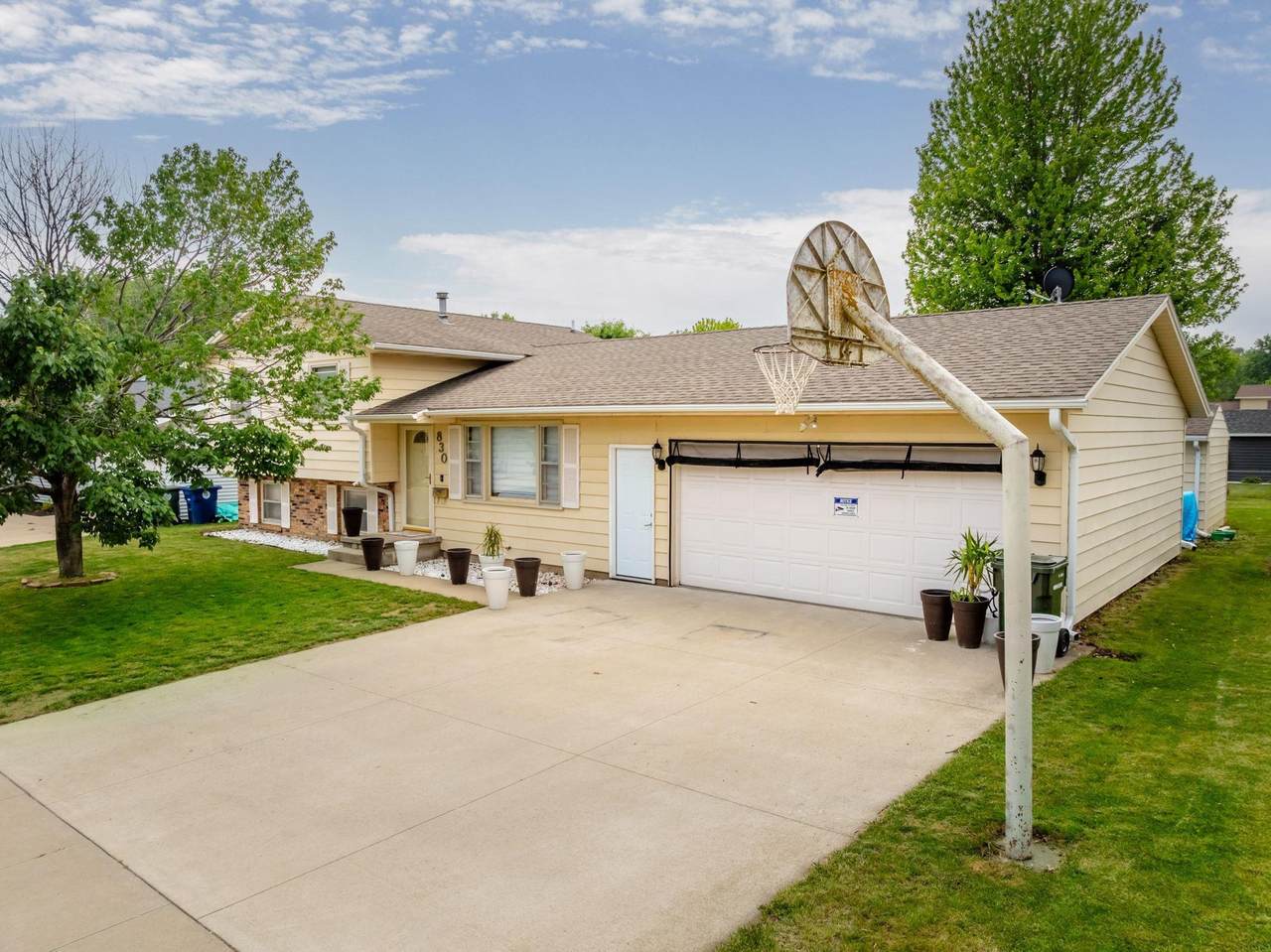 830 Colby Road - Photo 1