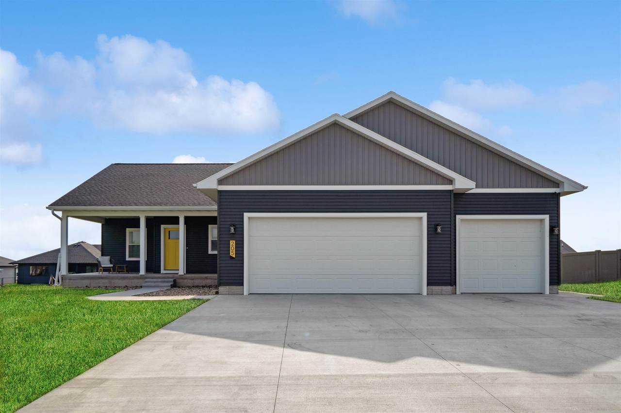 205 Pirate Street - Photo 1