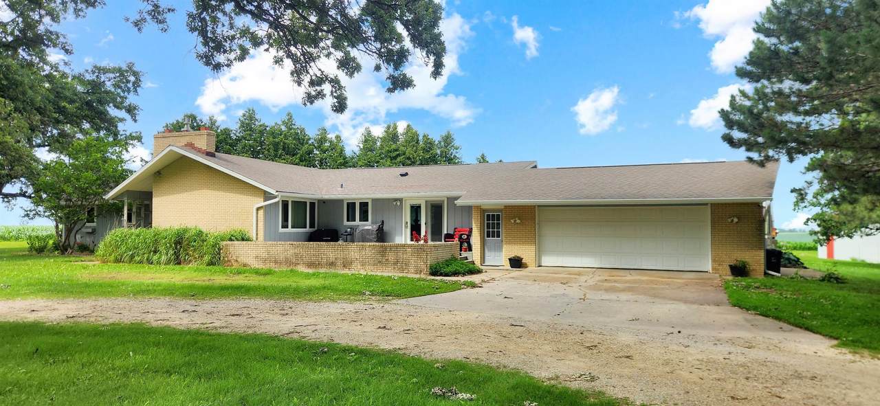 27083 305th Street - Photo 1