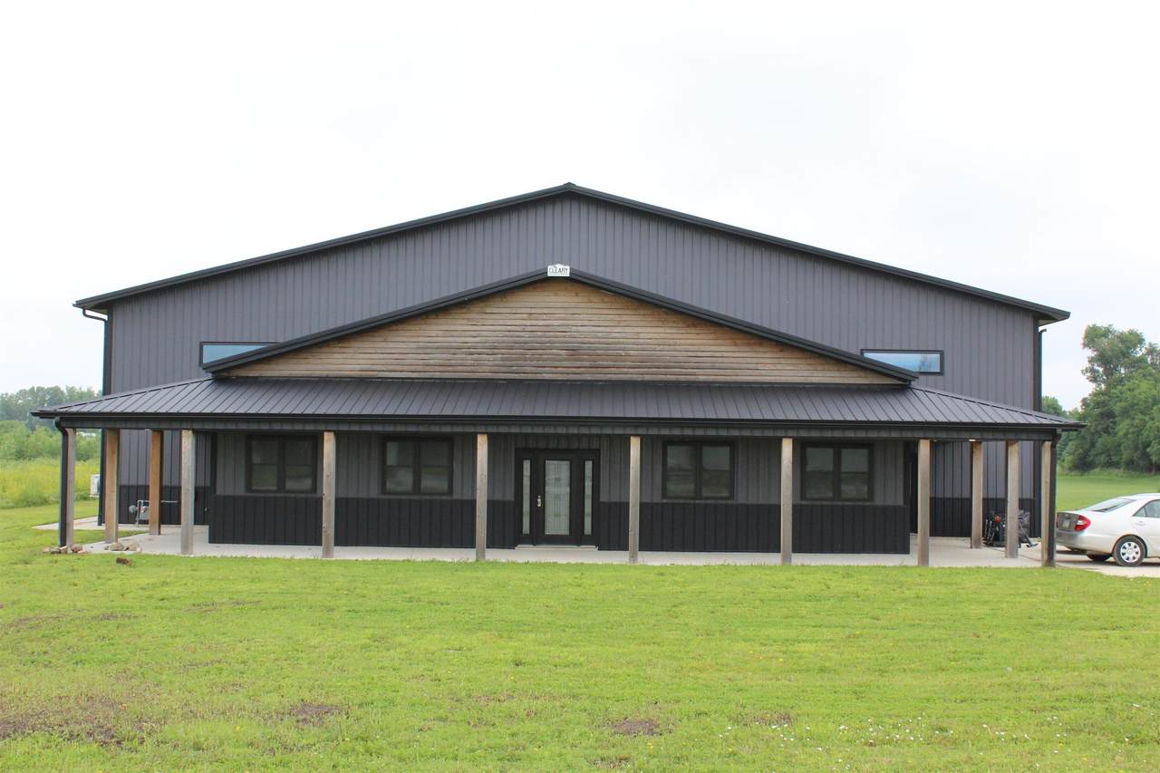 3300 Main Avenue - Photo 1