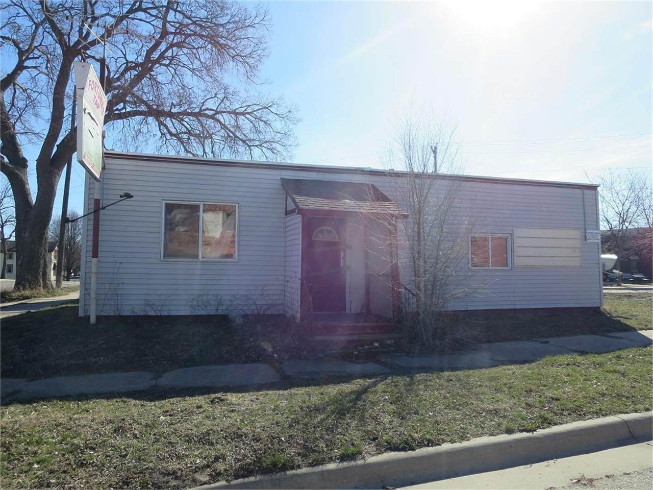 328 Elm Street - Photo 1