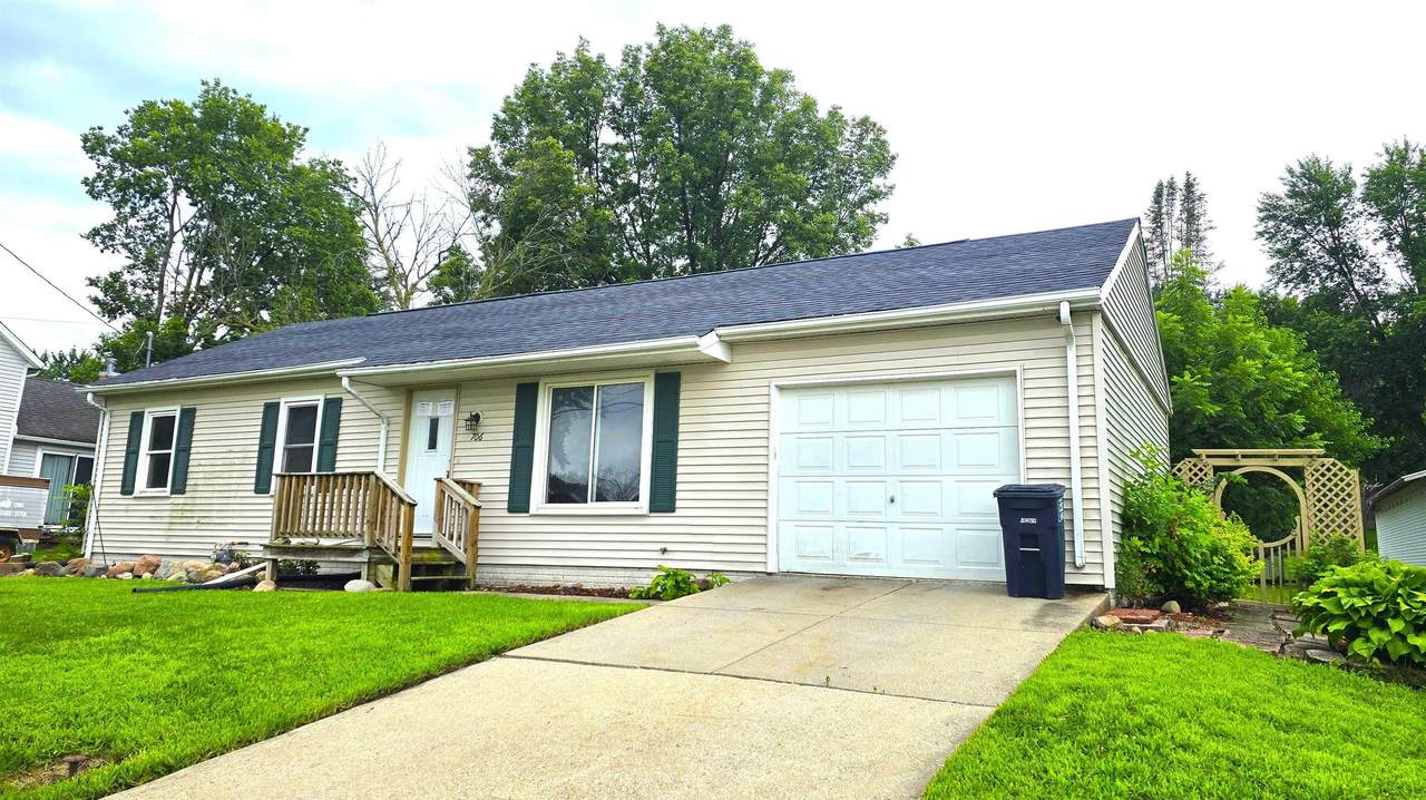 706 Railroad Street - Photo 1