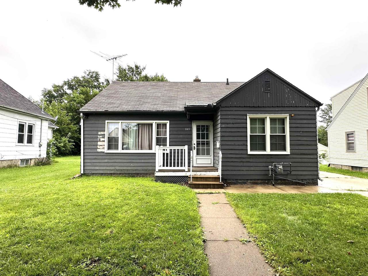 848 Kern Street - Photo 1