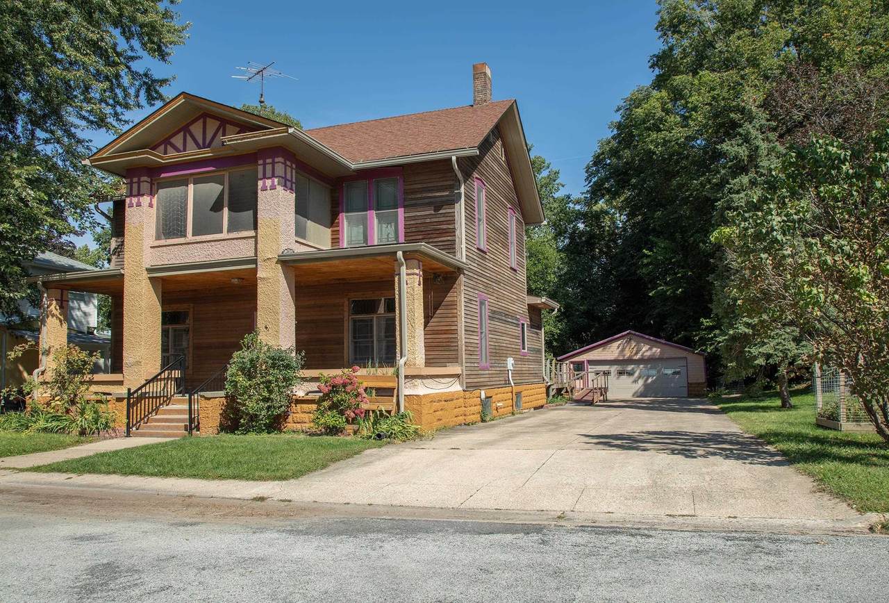 323 3rd Avenue - Photo 1