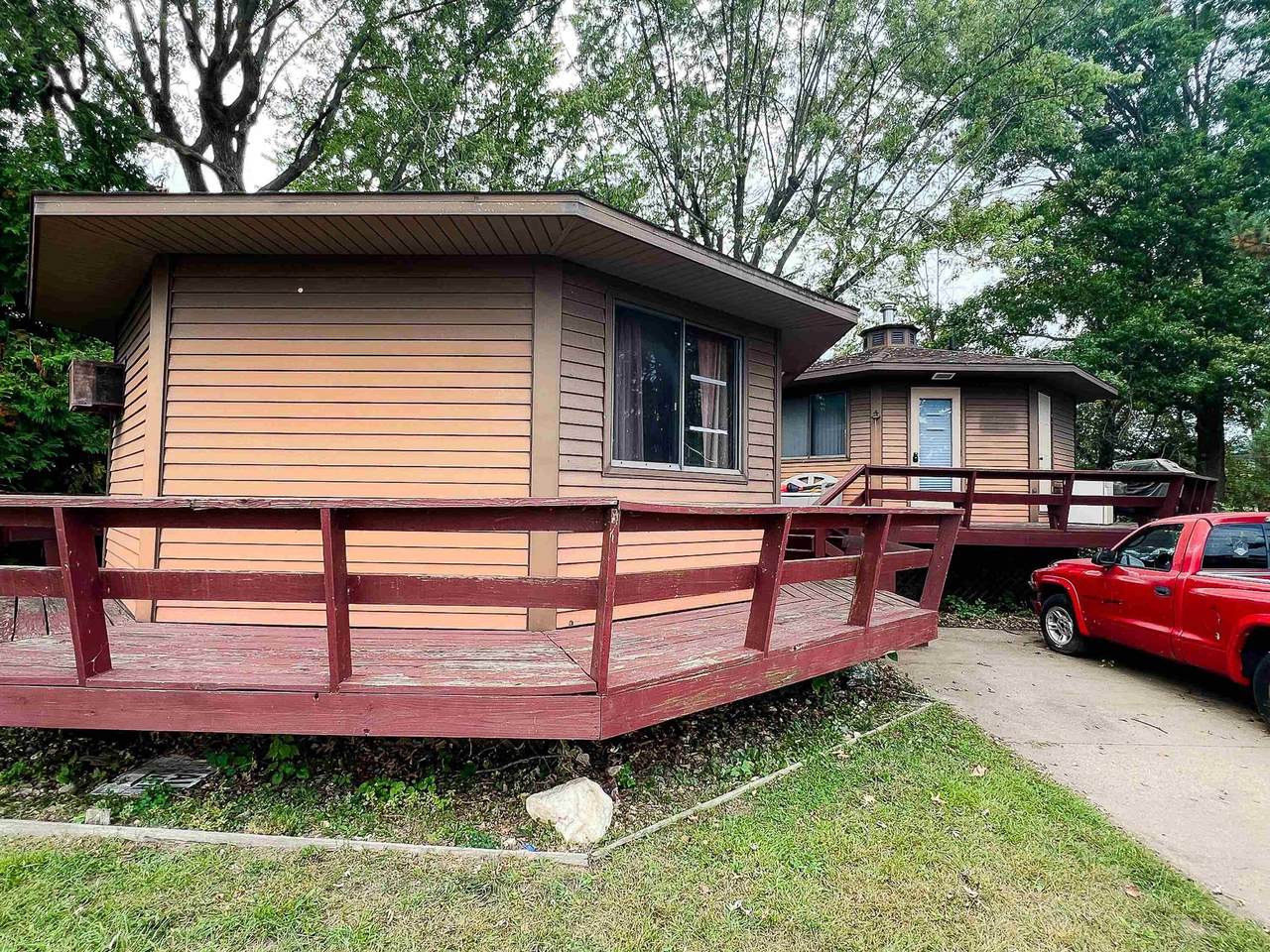 183 Abel Drive - Photo 1