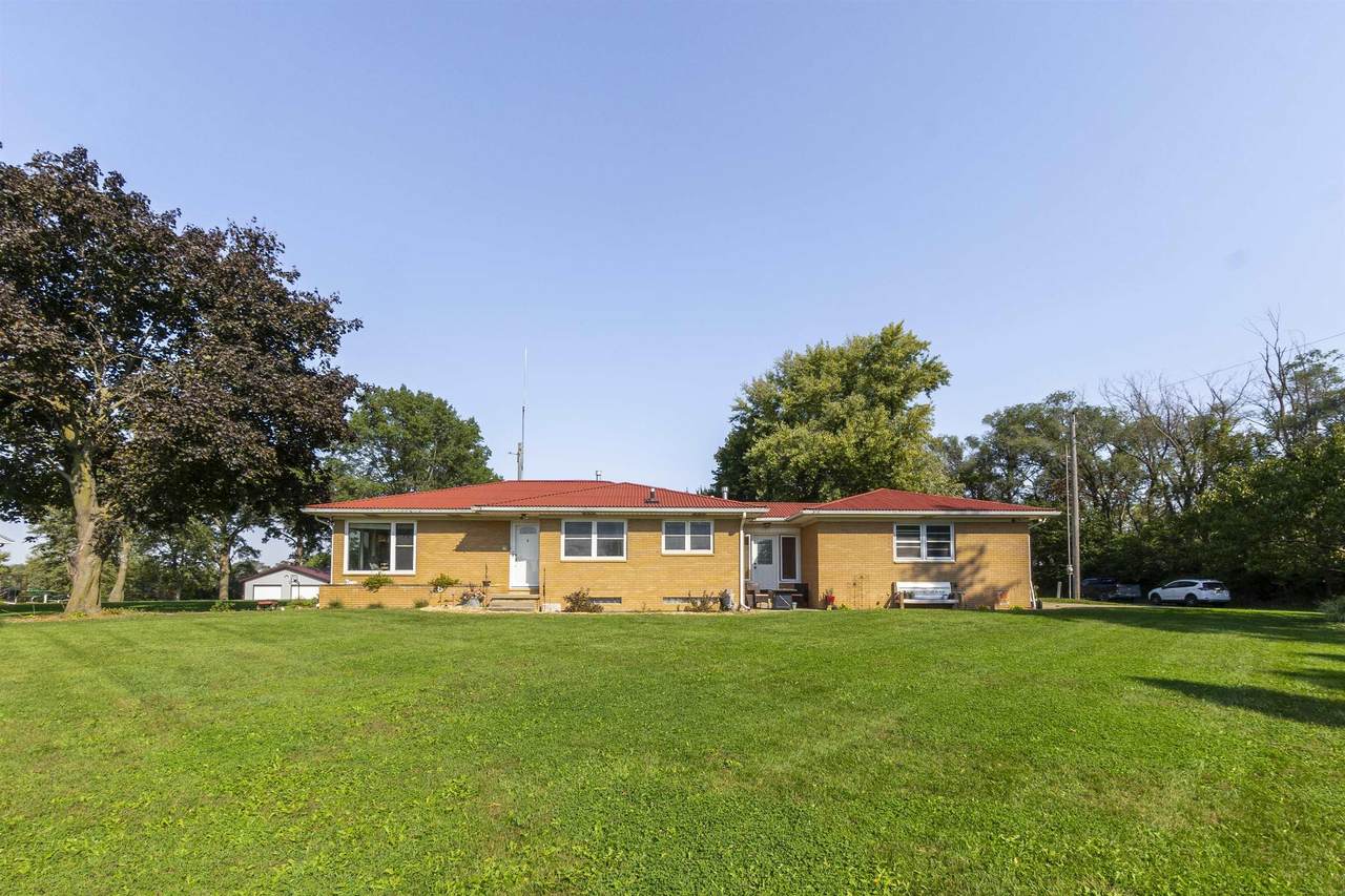 965 Donald Street - Photo 1