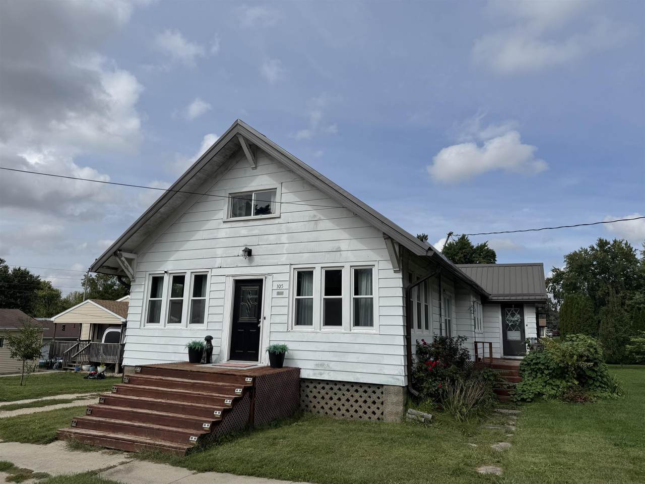 105 Wemple Street - Photo 1