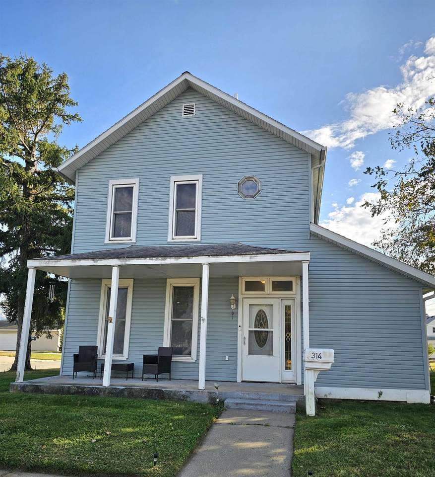 314 4th Street - Photo 1