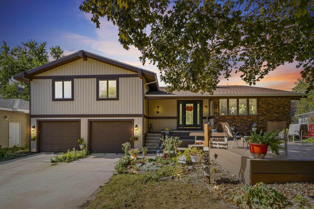 524 Christopher Circle - Photo 1