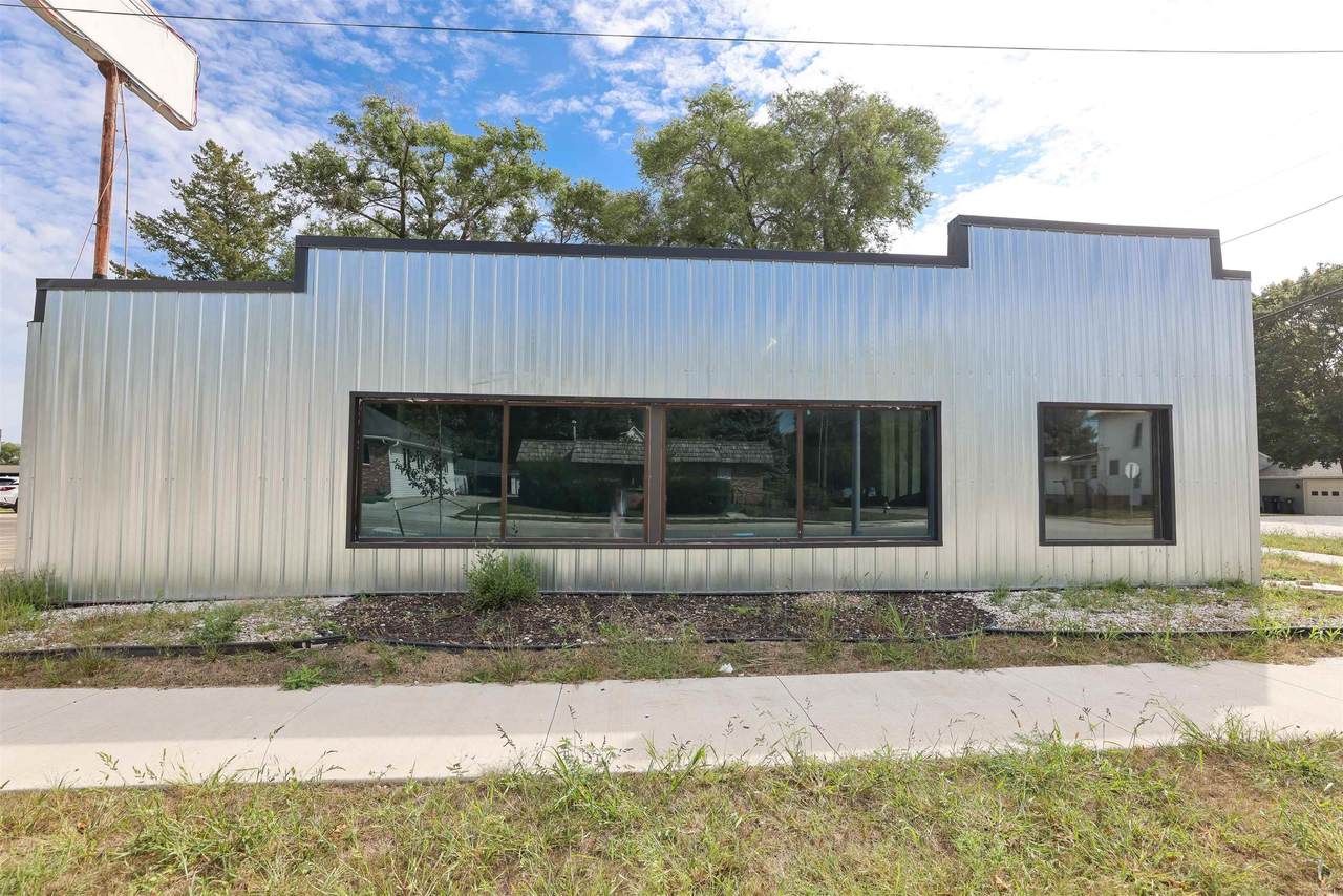 1934 Main Street - Photo 1