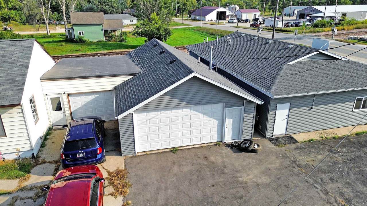 207 Railroad St Street - Photo 1