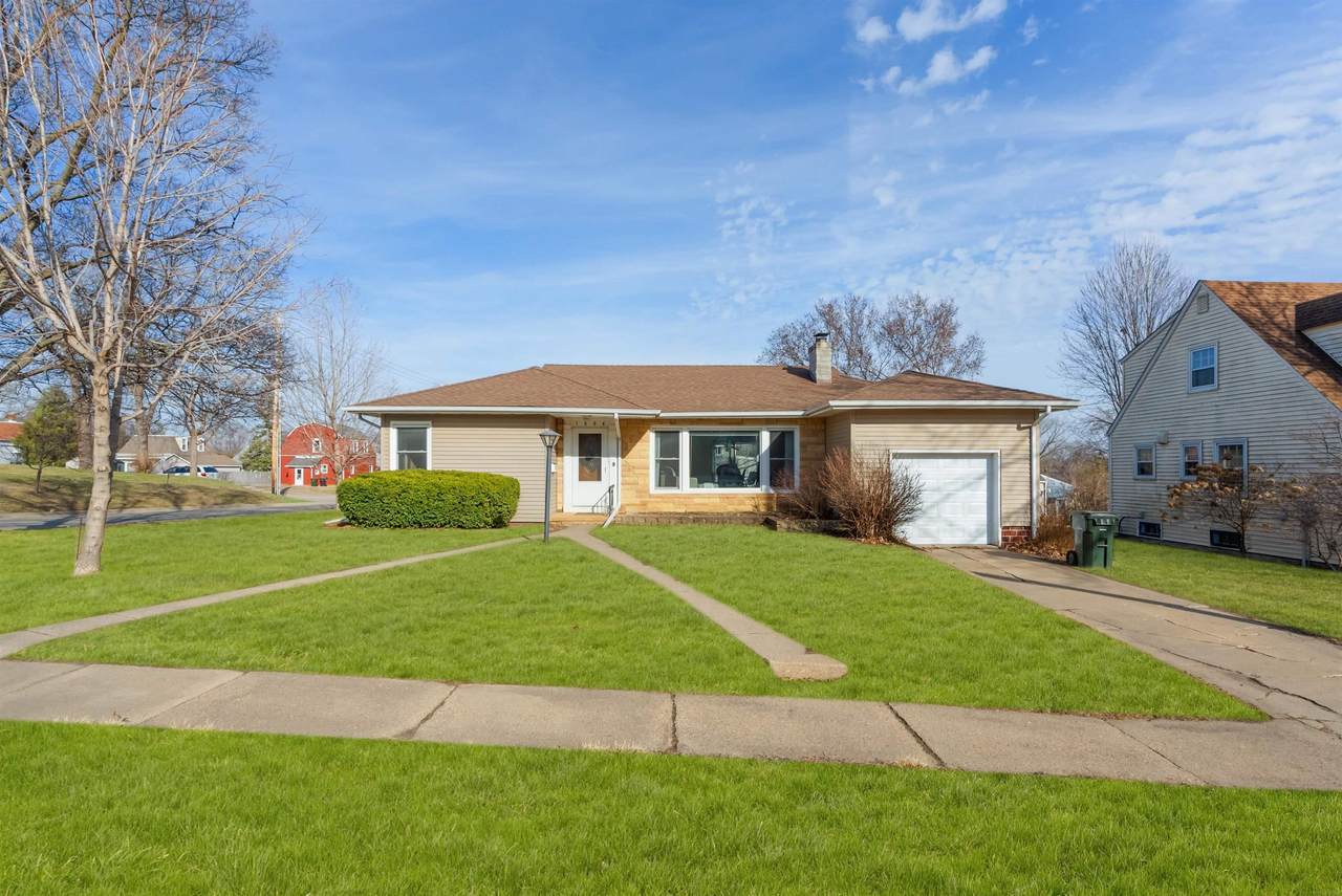 1804 Tremont St Street - Photo 1