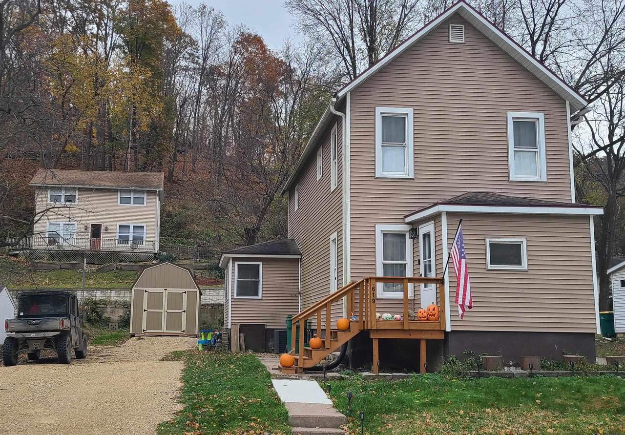 619 Main Street - Photo 1