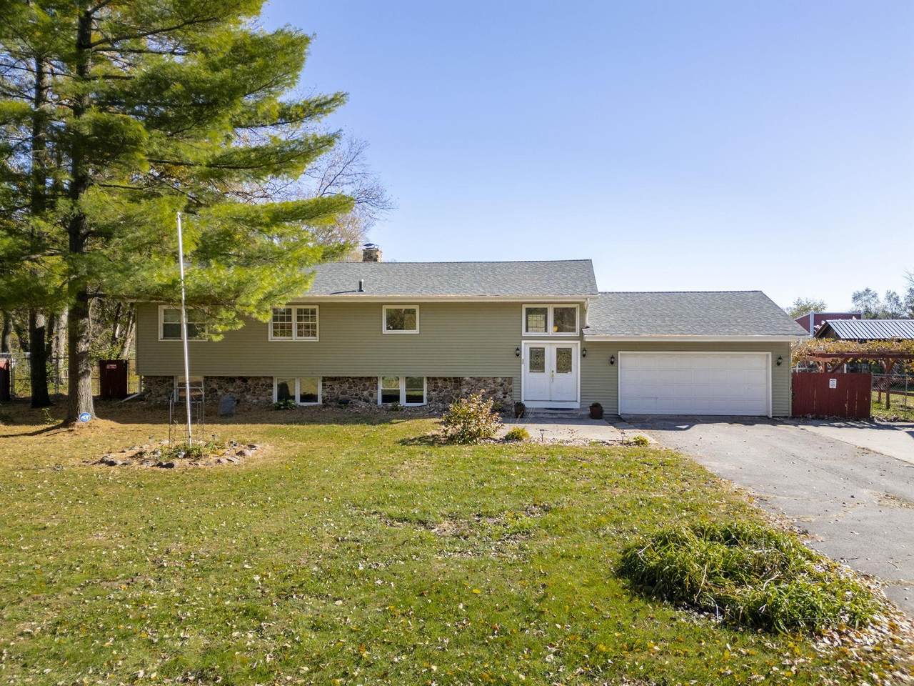 11 Silver Lake Drive - Photo 1