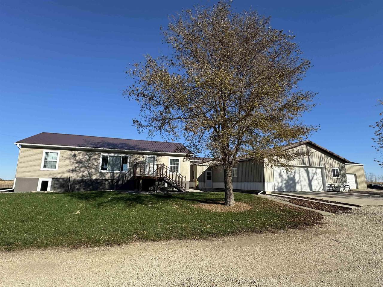 21664 160th Street - Photo 1