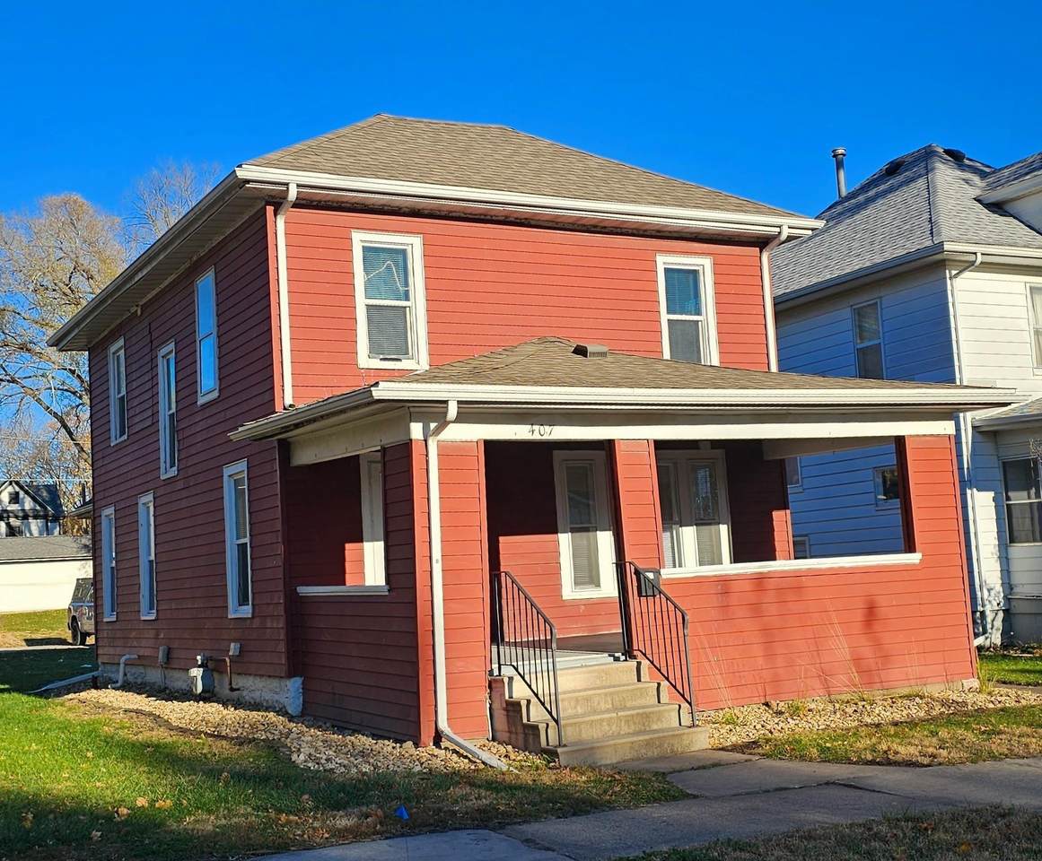 407 Locust - Photo 1