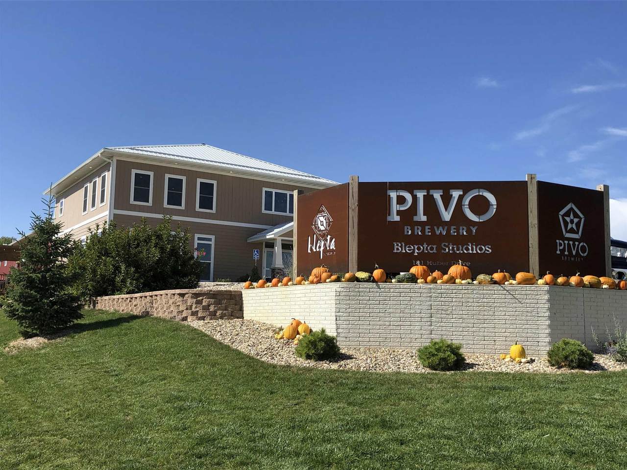 101 Huber Drive - Photo 1