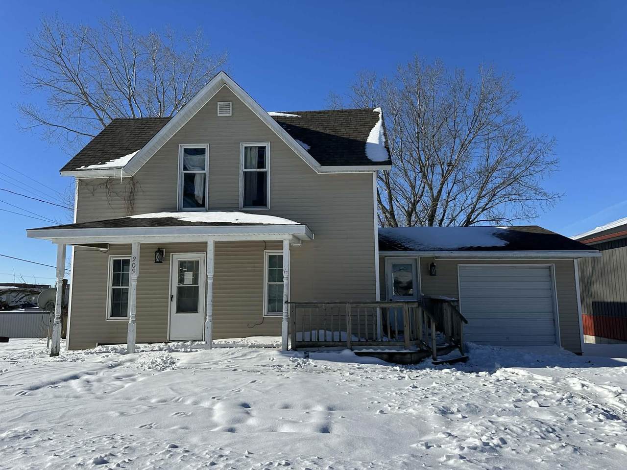 203 Iowa Street - Photo 1