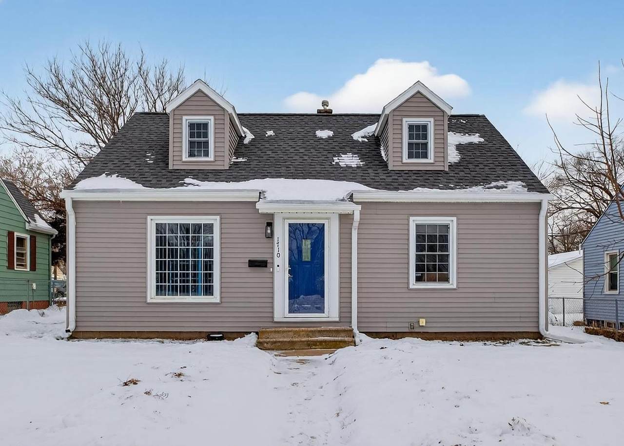 1710 Logan Avenue - Photo 1