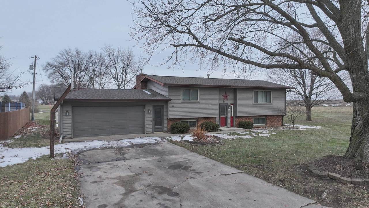 230 Law Avenue - Photo 1