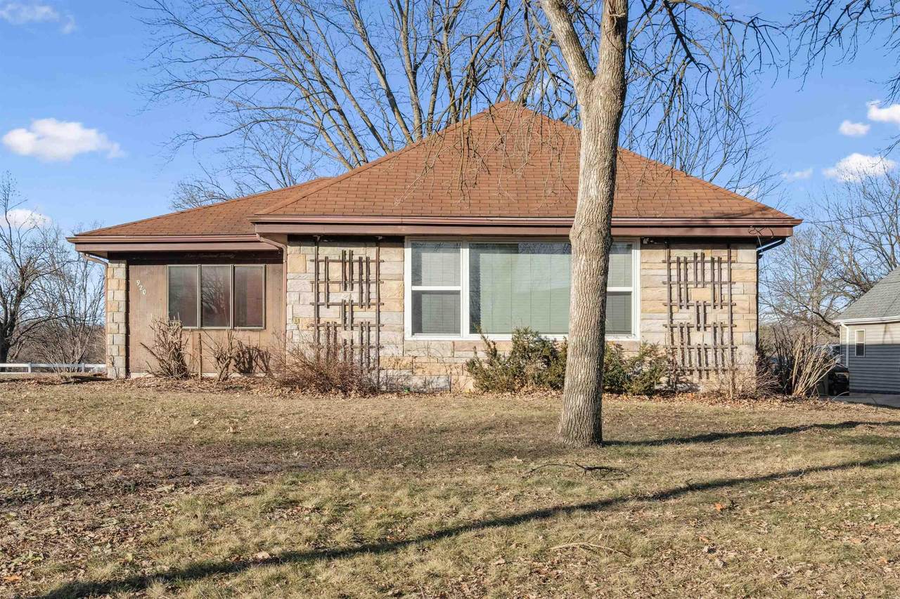 920 Franklin Street - Photo 1