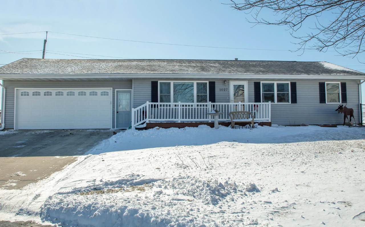 1027 Dorothy - Photo 1